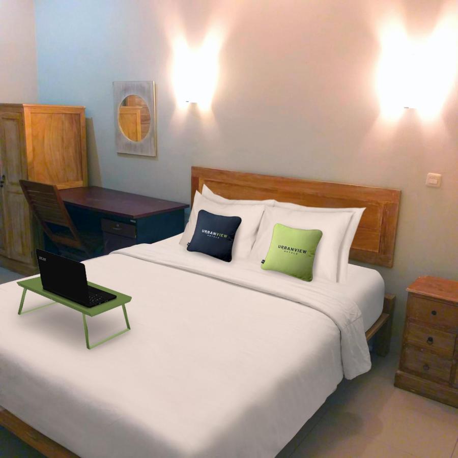 Urbanview Hotel Wayan Mansion Denpasar Eksteriør bilde