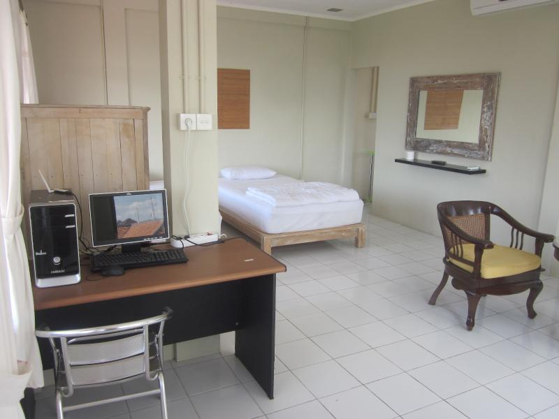 Urbanview Hotel Wayan Mansion Denpasar Eksteriør bilde