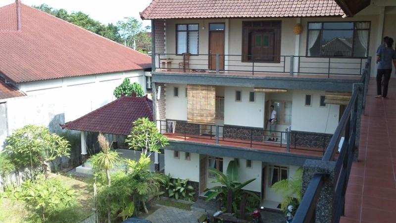Urbanview Hotel Wayan Mansion Denpasar Eksteriør bilde